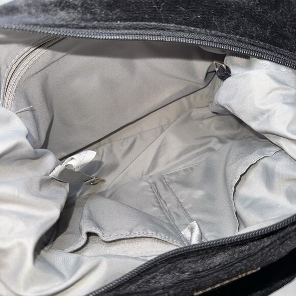 Baggallini Modern Everywhere Bag In Black Velvet With Gold Hardware - Picture 10 of 11